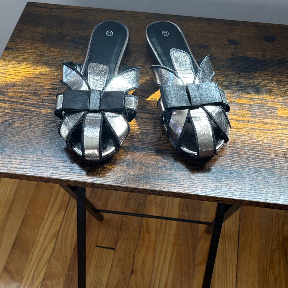 SHEIN Metallic Black Bow Slide Mules